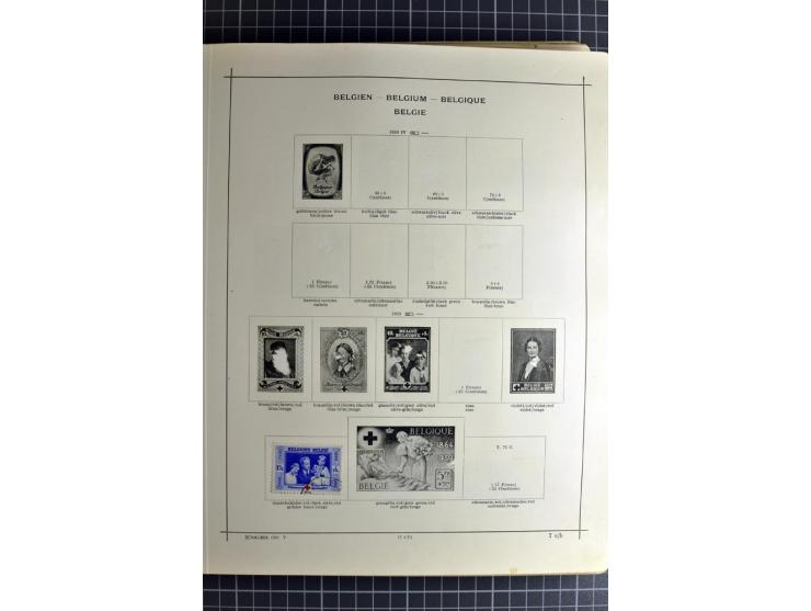 1849/1942, ungebrauchte und gestempelte Sammlung mit besseren Ausgaben in 2 alten Schaubek-Alben, dazu kleines Einsteckbuch m