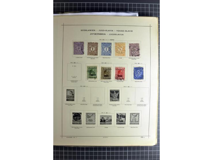 1849/1942, ungebrauchte und gestempelte Sammlung mit besseren Ausgaben in 2 alten Schaubek-Alben, dazu kleines Einsteckbuch m
