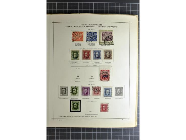 1849/1942, ungebrauchte und gestempelte Sammlung mit besseren Ausgaben in 2 alten Schaubek-Alben, dazu kleines Einsteckbuch m