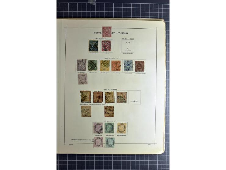 1849/1942, ungebrauchte und gestempelte Sammlung mit besseren Ausgaben in 2 alten Schaubek-Alben, dazu kleines Einsteckbuch m