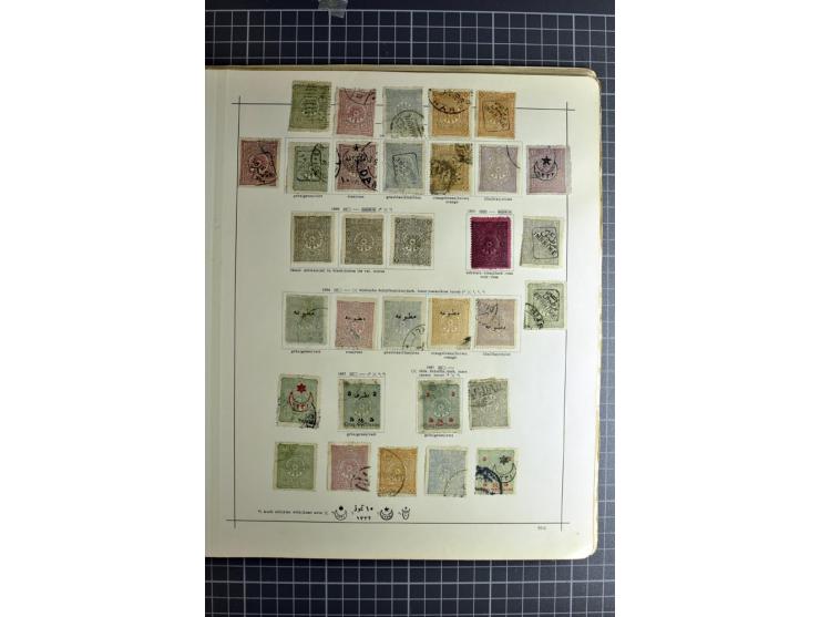 1849/1942, ungebrauchte und gestempelte Sammlung mit besseren Ausgaben in 2 alten Schaubek-Alben, dazu kleines Einsteckbuch m