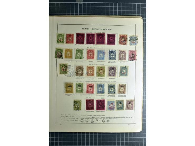 1849/1942, ungebrauchte und gestempelte Sammlung mit besseren Ausgaben in 2 alten Schaubek-Alben, dazu kleines Einsteckbuch m