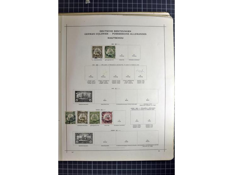 1849/1942, ungebrauchte und gestempelte Sammlung mit besseren Ausgaben in 2 alten Schaubek-Alben, dazu kleines Einsteckbuch m
