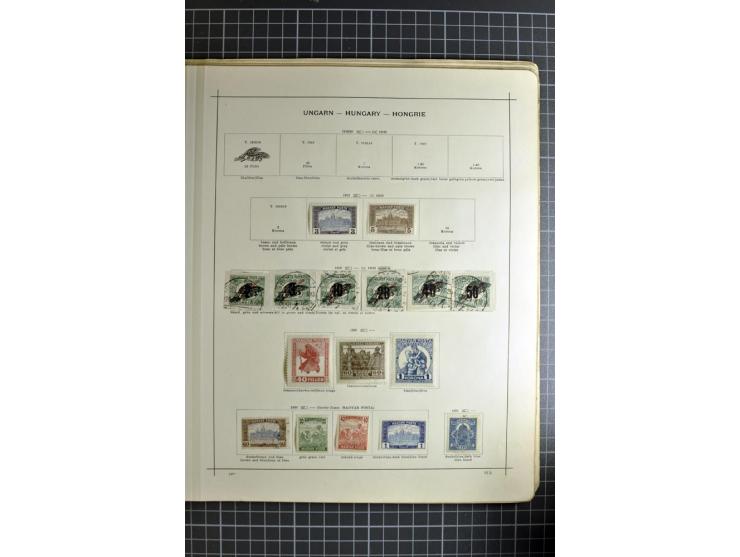 1849/1942, ungebrauchte und gestempelte Sammlung mit besseren Ausgaben in 2 alten Schaubek-Alben, dazu kleines Einsteckbuch m