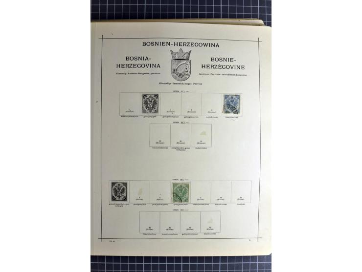 1849/1942, ungebrauchte und gestempelte Sammlung mit besseren Ausgaben in 2 alten Schaubek-Alben, dazu kleines Einsteckbuch m