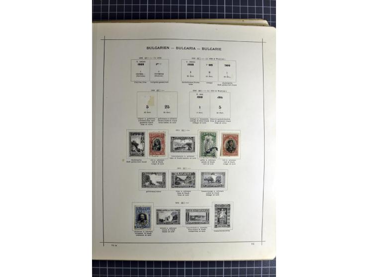 1849/1942, ungebrauchte und gestempelte Sammlung mit besseren Ausgaben in 2 alten Schaubek-Alben, dazu kleines Einsteckbuch m