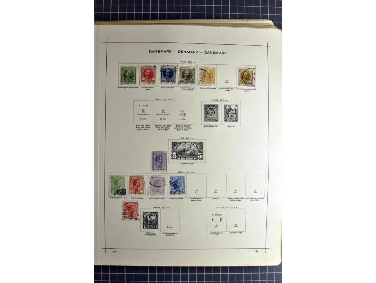 1849/1942, ungebrauchte und gestempelte Sammlung mit besseren Ausgaben in 2 alten Schaubek-Alben, dazu kleines Einsteckbuch m