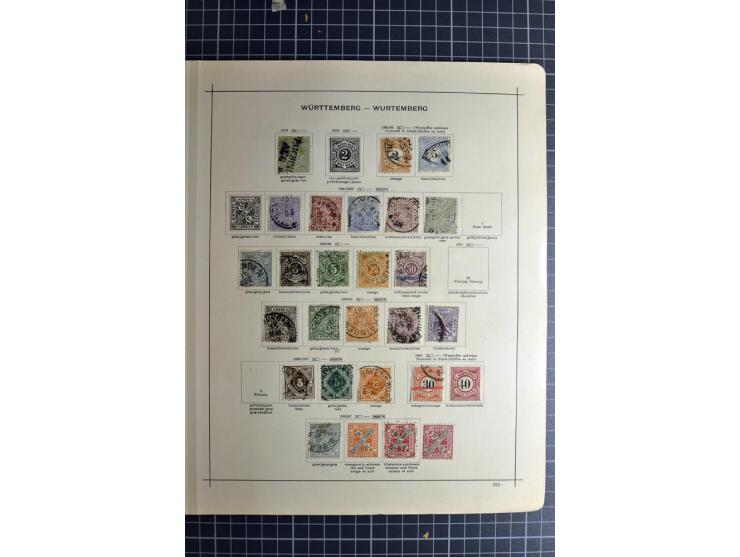 1849/1942, ungebrauchte und gestempelte Sammlung mit besseren Ausgaben in 2 alten Schaubek-Alben, dazu kleines Einsteckbuch m