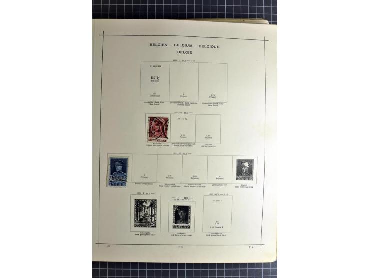 1849/1942, ungebrauchte und gestempelte Sammlung mit besseren Ausgaben in 2 alten Schaubek-Alben, dazu kleines Einsteckbuch m