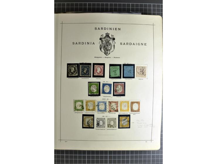 1849/1942, ungebrauchte und gestempelte Sammlung mit besseren Ausgaben in 2 alten Schaubek-Alben, dazu kleines Einsteckbuch m