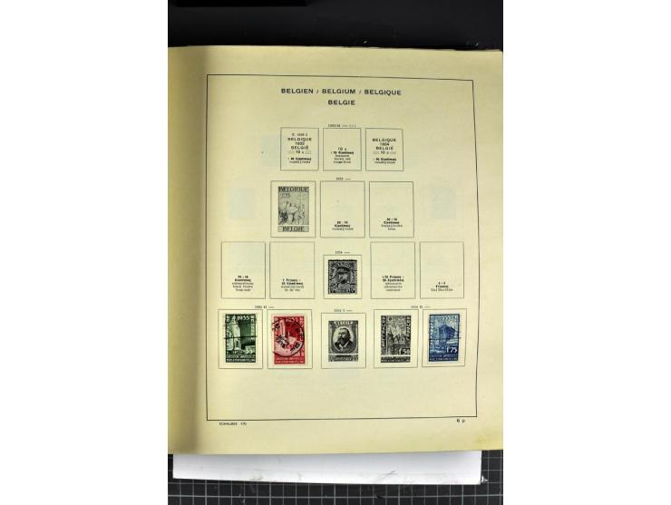 1849/1941, ungebrauchte und gestempelte Sammlung im Schaubeck-Album