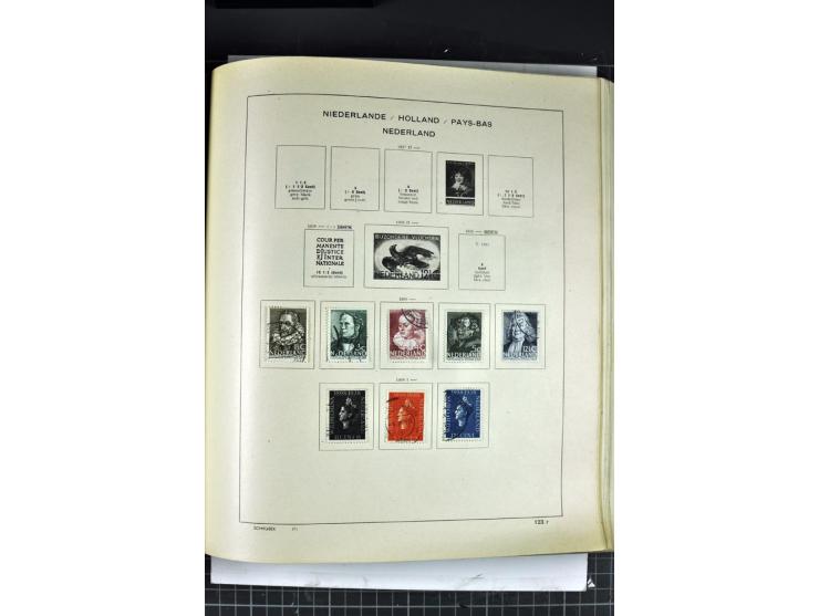 1849/1941, ungebrauchte und gestempelte Sammlung im Schaubeck-Album