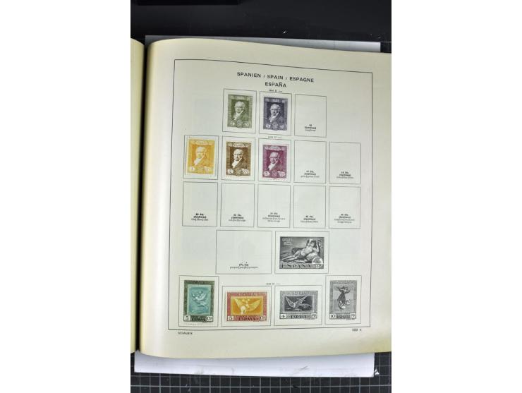 1849/1941, ungebrauchte und gestempelte Sammlung im Schaubeck-Album