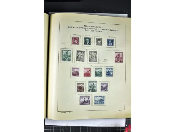 1849/1941, ungebrauchte und gestempelte Sammlung im Schaubeck-Album
