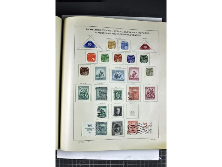 1849/1941, ungebrauchte und gestempelte Sammlung im Schaubeck-Album