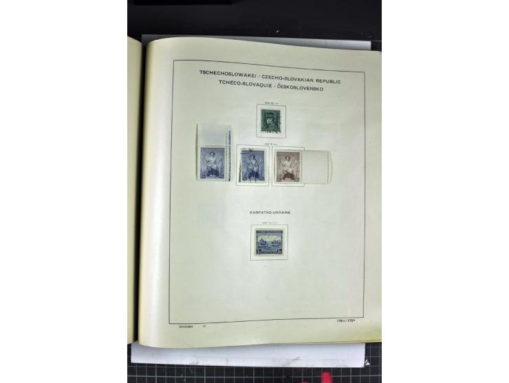 1849/1941, ungebrauchte und gestempelte Sammlung im Schaubeck-Album