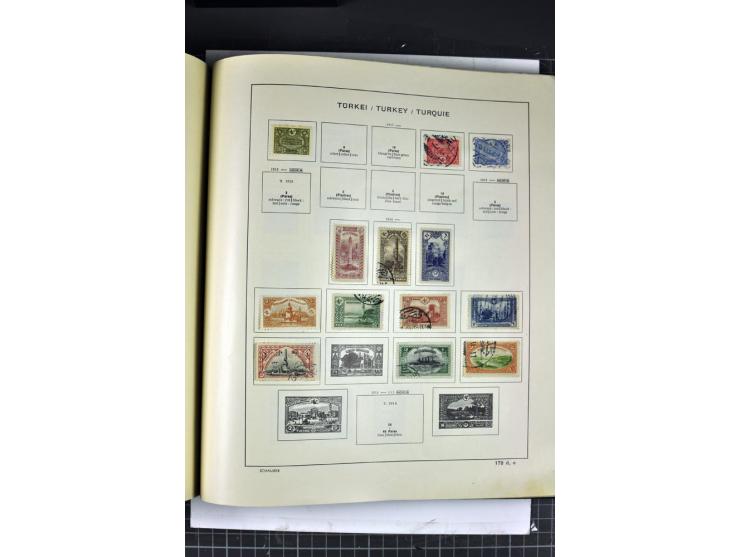 1849/1941, ungebrauchte und gestempelte Sammlung im Schaubeck-Album