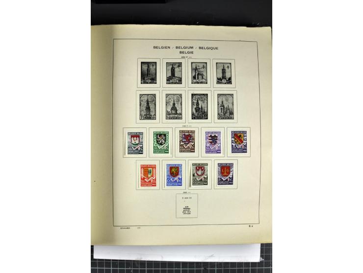 1849/1941, ungebrauchte und gestempelte Sammlung im Schaubeck-Album