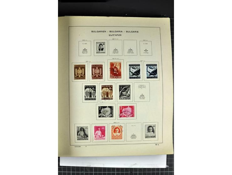1849/1941, ungebrauchte und gestempelte Sammlung im Schaubeck-Album