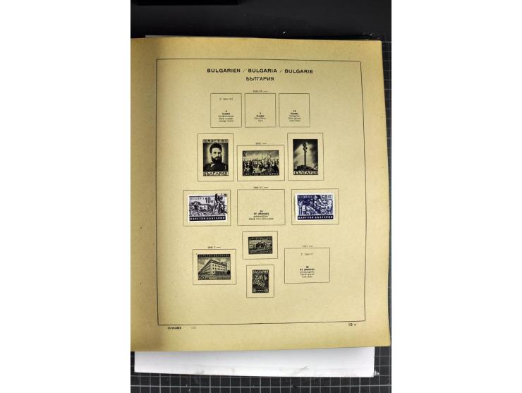 1849/1941, ungebrauchte und gestempelte Sammlung im Schaubeck-Album