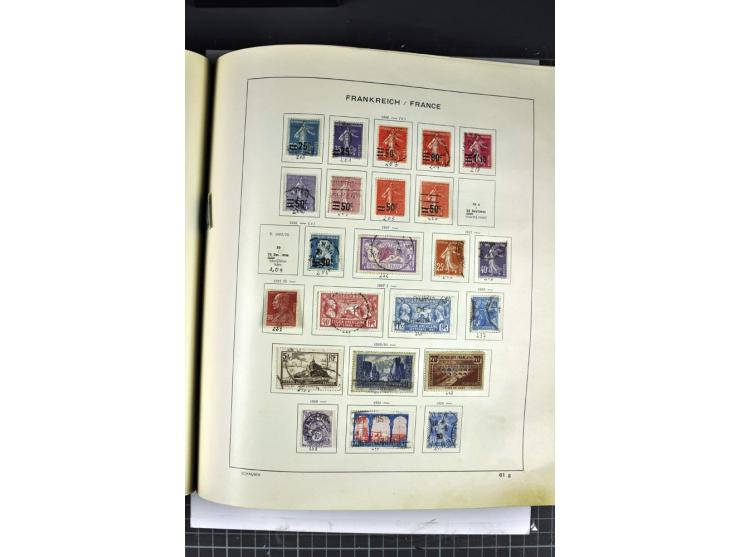 1849/1941, ungebrauchte und gestempelte Sammlung im Schaubeck-Album