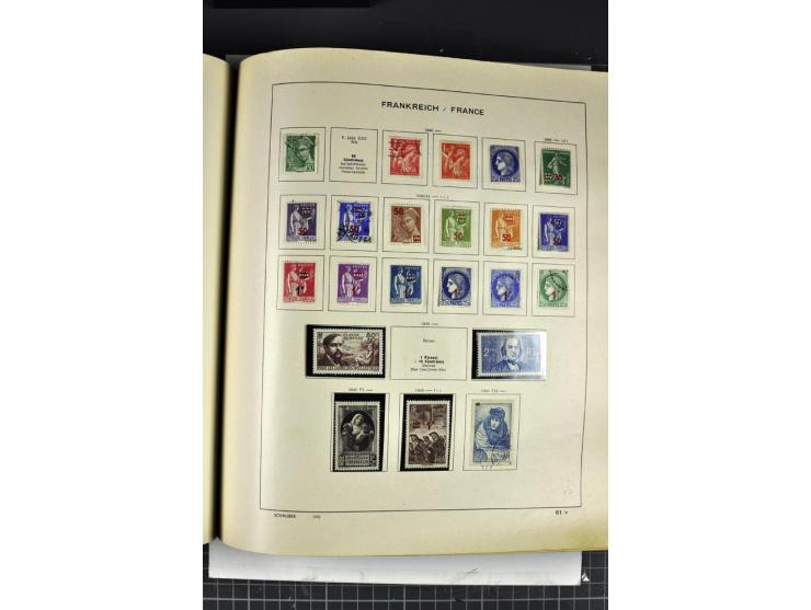 1849/1941, ungebrauchte und gestempelte Sammlung im Schaubeck-Album