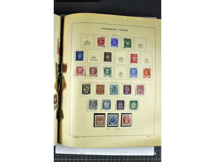 1849/1941, ungebrauchte und gestempelte Sammlung im Schaubeck-Album
