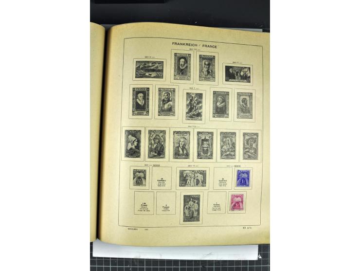 1849/1941, ungebrauchte und gestempelte Sammlung im Schaubeck-Album