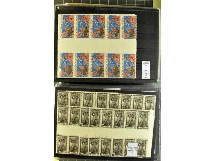 1880/1980 (ca.), Partie von über 13000 Marken und Blocks, dabei bessere Stücke, Abarten etc.; riesiger Katalogwert