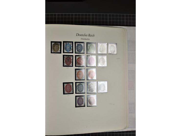 1872/1945, gestempelte Sammlung mit u.a. Mi.-Nr. 21b sign., 27b Attest, 28 repariert, sign., 66I Attest, 438-39, 456-58, Bl.1