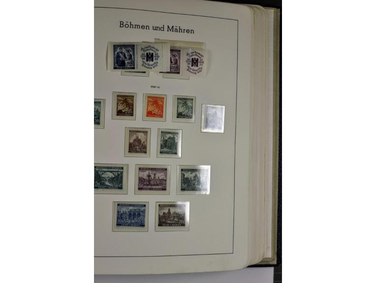 1872/1945, vorwiegend ungebrauchte und gestempelte Sammlung, beginnend mit einem guten Teil Brustschilde dabei Mi.-Nr. 1-2 un