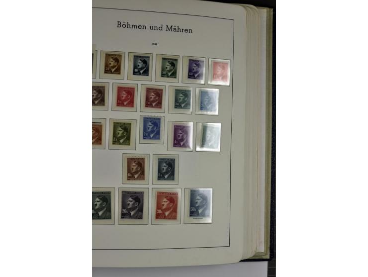 1872/1945, vorwiegend ungebrauchte und gestempelte Sammlung, beginnend mit einem guten Teil Brustschilde dabei Mi.-Nr. 1-2 un