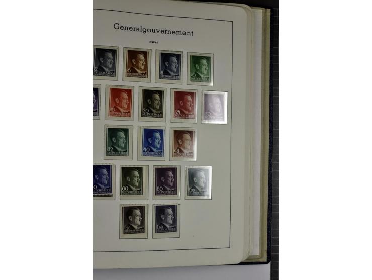 1872/1945, vorwiegend ungebrauchte und gestempelte Sammlung, beginnend mit einem guten Teil Brustschilde dabei Mi.-Nr. 1-2 un
