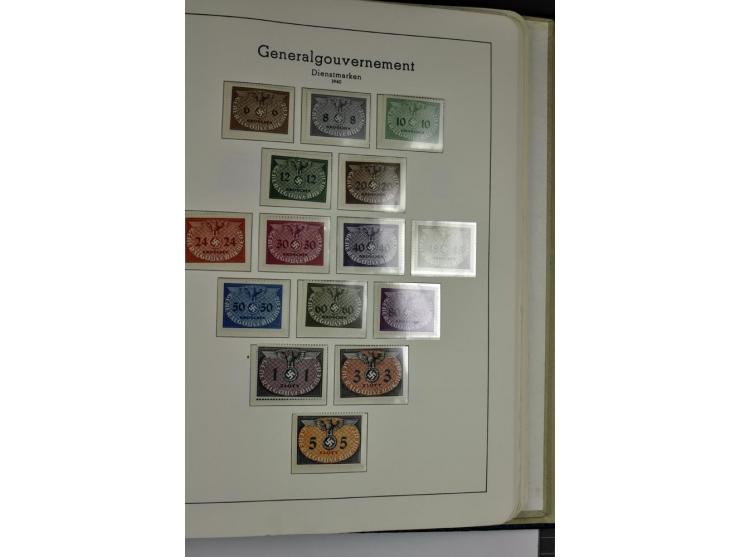 1872/1945, vorwiegend ungebrauchte und gestempelte Sammlung, beginnend mit einem guten Teil Brustschilde dabei Mi.-Nr. 1-2 un