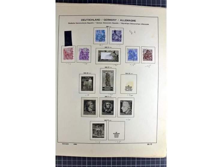 1872/1945, vorwiegend gestempelte Sammlung, beginnend mit schönem Brustschildteil, danach mit einigen besseren u.a. Mi.-Nr. 6