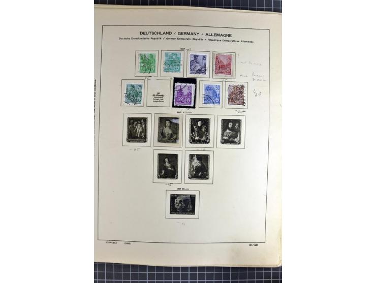 1872/1945, vorwiegend gestempelte Sammlung, beginnend mit schönem Brustschildteil, danach mit einigen besseren u.a. Mi.-Nr. 6
