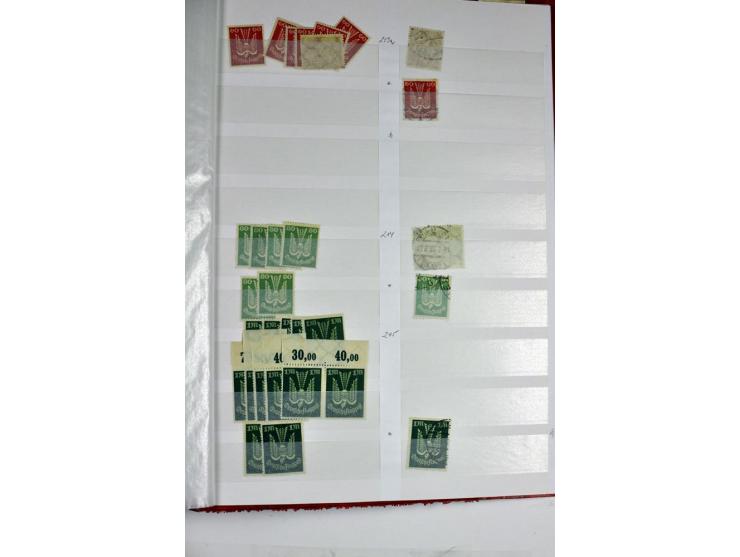  1915/23, postfrischer, ungebrauchter und gestempelter reichhaltiger Bestand mit u.a. Mi.-Nr. 104bF, 118a, 138PFIII postfrisc