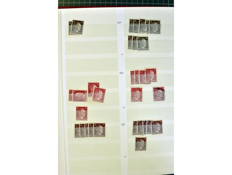  1923/45, postfrischer, ungebrauchter und gestempelter umfangreicher Bestand mit einer Vielzahl guter Werte und Sätze, dazu e