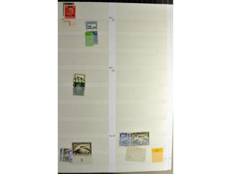  1923/45, postfrischer, ungebrauchter und gestempelter umfangreicher Bestand mit einer Vielzahl guter Werte und Sätze, dazu e