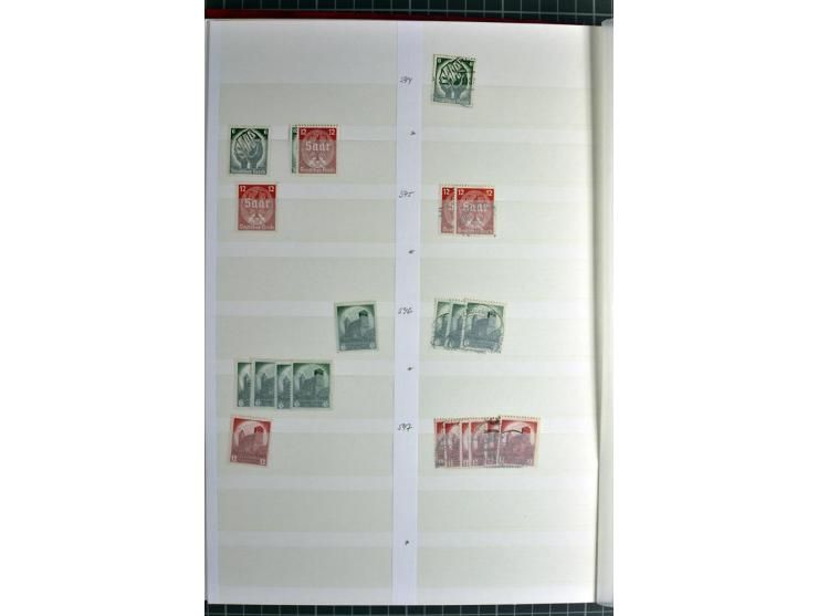  1923/45, postfrischer, ungebrauchter und gestempelter umfangreicher Bestand mit einer Vielzahl guter Werte und Sätze, dazu e