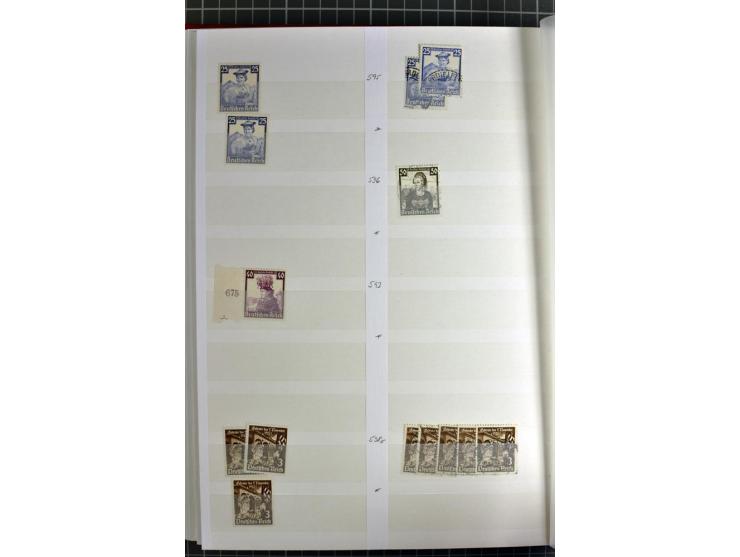  1923/45, postfrischer, ungebrauchter und gestempelter umfangreicher Bestand mit einer Vielzahl guter Werte und Sätze, dazu e
