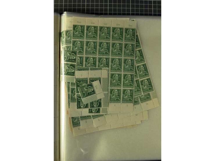 1936/45, postfrischer Bestand, dabei Bogen und Bogenteile (Mi. ca. 10.000,-)