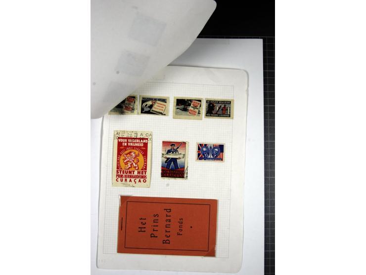 1940/1945, kleiner Posten mit III. Reich-Druckwerken (Arbeitsbuch, Propagandheft des Heeres usw.), alle mit Hakenkreuz bzw. R
