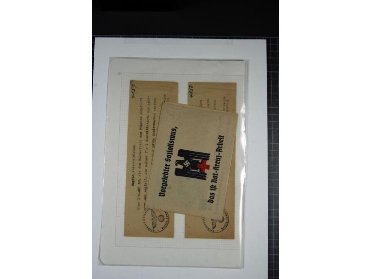 1940/1945, kleiner Posten mit III. Reich-Druckwerken (Arbeitsbuch, Propagandheft des Heeres usw.), alle mit Hakenkreuz bzw. R