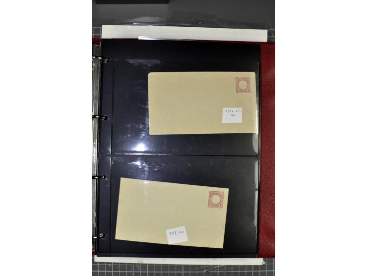 1872/75, Brustschilde-Spezialsammlung mit 44 ungebrauchten und gestempelten Ganzsachen-Umschlägen und -Karten, dabei 2 Karten