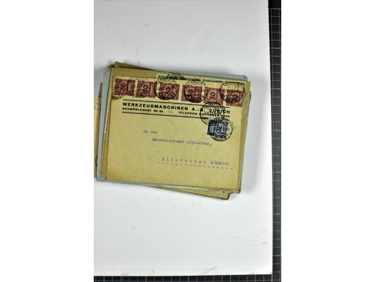 1898/1935, interessante Parie inkl. etwas Bayern mit ca. 70 Briefen, Karten und Ganzsachen, Schwerpunkt Infla mit Auslandsfra