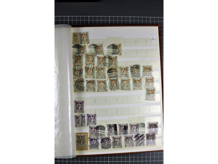 1920, ungebrauchte und gestempelte Sammlung mit über 1200 Werten, meist Sarg-Ausgabe, dabei einige Besonderheiten wie Mi.-Nr.