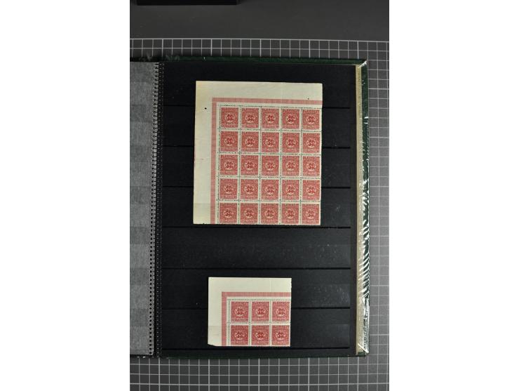 1920, ungebrauchte/postfrische und gestempelte Sammlung mit diversen Bogenteilen und Einheiten, außerdem gestempelte Werte so
