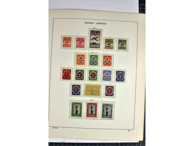 1920/39, vorwiegend ungebrauchte Sammlung mit vielen besseren Werten dabei u.a. Mi.-Nr. 47-49 mit Fotoattest Schüler und Hoch