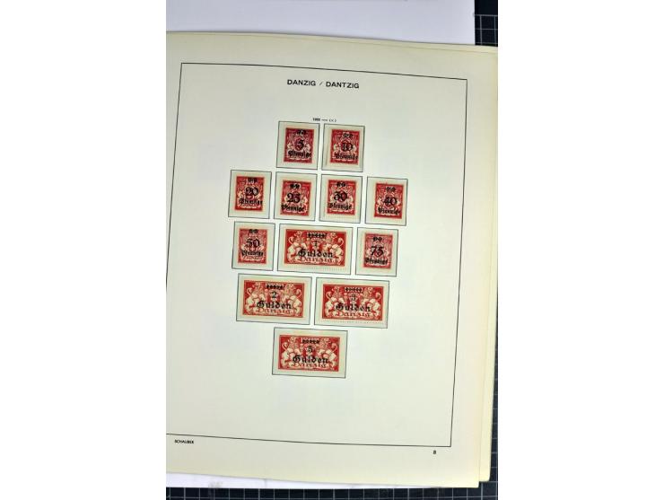 1920/39, vorwiegend ungebrauchte Sammlung mit vielen besseren Werten dabei u.a. Mi.-Nr. 47-49 mit Fotoattest Schüler und Hoch